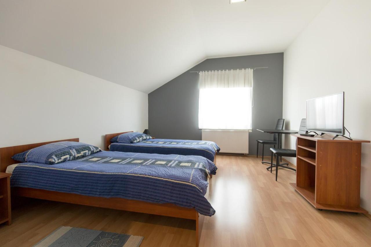 Guesthouse Capistro Bilje 외부 사진
