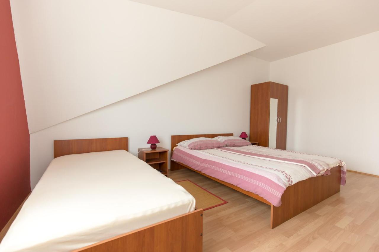 Guesthouse Capistro Bilje 외부 사진