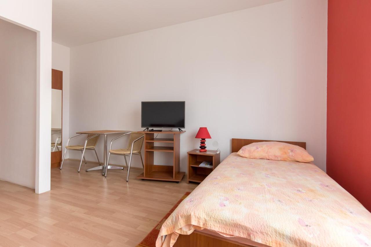 Guesthouse Capistro Bilje 외부 사진