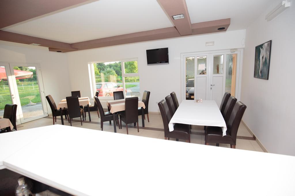 Guesthouse Capistro Bilje 외부 사진